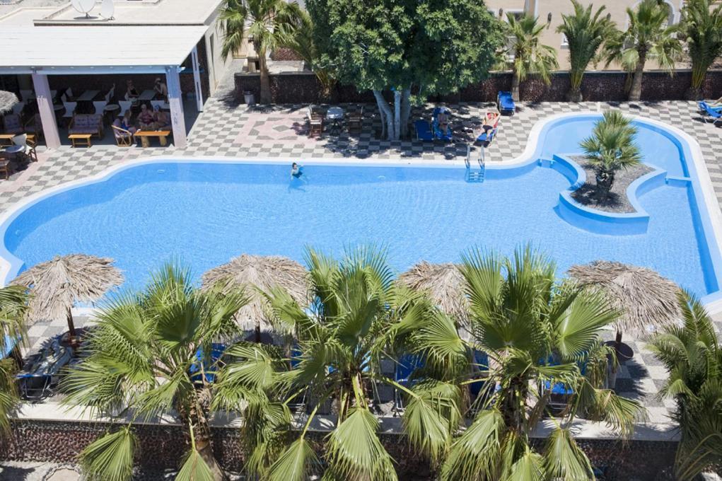 Sandy'S Infinity Resort Периса Екстериор снимка